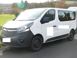 Weiß Gebraucht 2017 Opel Vivaro Van / Kleinbus | 14.900 € (Guter Preis)