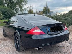 Schwarz Gebraucht 2006 Mercedes CLS350 Limousine | 7.800 € (Teuer)