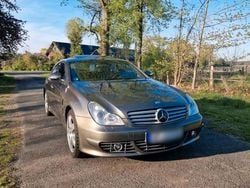Grau Gebraucht 2007 Mercedes CLS320 Coupé | 13.999 €