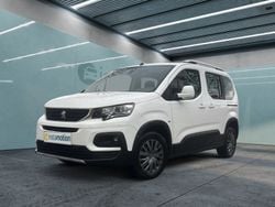 Weiß Gebraucht 2021 Peugeot Rifter Allure Van / Kleinbus | 18.970 € (Teuer)