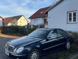 Schwarz Gebraucht 2003 Mercedes E270 Limousine | 4.500 € (Guter Preis)