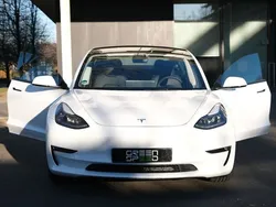 Weiß Gebraucht 2022 Tesla Model 3 Long Range Limousine | 28.000 € (Fairer Preis)