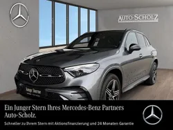 Grau Gebraucht 2023 Mercedes GLC300e AMG SUV | 51.996 €