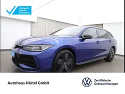 Reef blue, metallic Gebraucht 2024 VW Passat Style Kombi | 45.100 € (Superpreis)