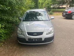 Silber Gebraucht 2006 Kia Rio 2 Limousine | 2.700 € (Superpreis)