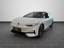 Gletscherweiß metallic / schwarz (metallic) Gebraucht 2025 VW ID.7 Pro Limousine | 69.350 €