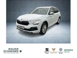 Moonweiss metallic Gebraucht 2024 Skoda Kamiq Selection SUV | 21.650 € (Fairer Preis)