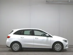 Mercedes B200