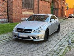 Silber Gebraucht 2006 Mercedes CLS55 AMG AMG Limousine | 16.500 €