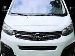 Weiß Gebraucht 2023 Opel Vivaro Edition Van | 27.950 € (Etwas zu teuer)
