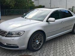Silber Gebraucht 2011 VW Phaeton Limousine | 7.000 €