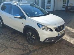 Weiß Gebraucht 2018 Peugeot 2008 Crossway SUV | 13.500 € (Fairer Preis)