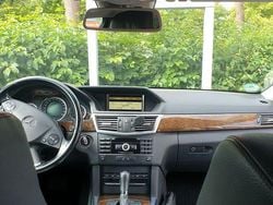 Schwarz Gebraucht 2010 Mercedes E220 Elegance Kombi | 8.850 € (Teuer)