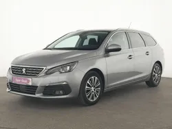 Grau Gebraucht 2021 Peugeot 308 Allure Kombi | 16.395 € (Fairer Preis)
