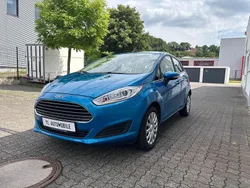 Blau Gebraucht 2015 Ford Fiesta Kleinwagen | 7.950 € (Fairer Preis)