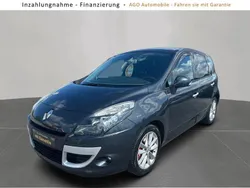 Schwarz Gebraucht 2011 Renault Scénic III Dynamique Van / Kleinbus | 3.990 € (Guter Preis)