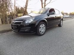 Schwarz Gebraucht 2006 Opel Astra Edition Limousine | 2.299 € (Teuer)