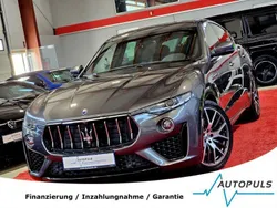 Grau Gebraucht 2018 Maserati Levante SUV | 42.980 € (Fairer Preis)