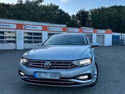 Grau Gebraucht 2020 VW Passat Kombi | 15.450 € (Guter Preis)