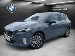 Grau Gebraucht 2022 BMW 220 Active Tourer Luxury Line Van / Kleinbus | 28.480 € (Fairer Preis)