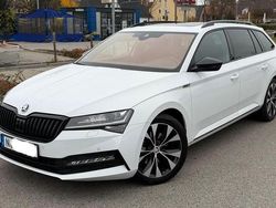 Weiß Gebraucht 2020 Skoda Superb SportLine Kombi | 27.000 € (Fairer Preis)