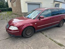 Rot Gebraucht 2001 VW Passat Highline Kombi | 1.250 € (Guter Preis)