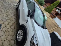 Weiß Gebraucht 2021 Renault Captur Intens SUV | 13.900 € (Fairer Preis)