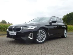 Schwarz Gebraucht 2022 BMW 530e Luxury Line Kombi | 36.998 € (Guter Preis)
