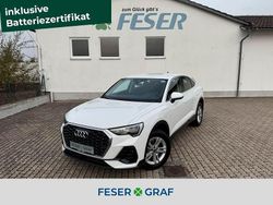 Weiß Gebraucht 2022 Audi Q3 SUV | 27.870 € (Guter Preis)