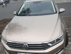Beige Gebraucht 2016 VW Passat Highline Kombi | 17.500 € (Fairer Preis)