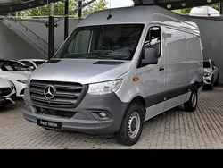 Iridiumsilber metallic Gebraucht 2023 Mercedes Sprinter Van | 35.664 € (Fairer Preis)