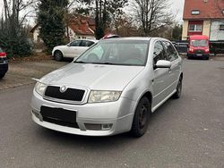 Silber Gebraucht 2003 Skoda Fabia Kleinwagen | 1.699 € (Fairer Preis)