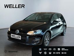 Deep black pearlescent Gebraucht 2017 VW Golf Allstar Limousine | 13.990 € (Fairer Preis)