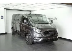 Grau Gebraucht 2021 Ford Tourneo Custom Titanium Van / Kleinbus | 35.800 € (Etwas zu teuer)