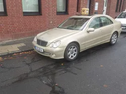 Gold Gebraucht 2005 Mercedes C270 Limousine | 4.900 € (Guter Preis)
