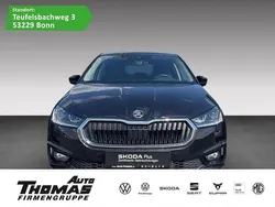Schwarzmagic perleffekt Gebraucht 2024 Skoda Fabia Drive Limousine | 24.880 € (Fairer Preis)