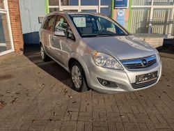 Starsilber iii m2 Gebraucht 2008 Opel Zafira Edition Van / Kleinbus | 5.250 € (Teuer)