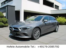 Grau Gebraucht 2019 Mercedes CLA200 Shooting Brake Kombi | 23.950 € (Guter Preis)