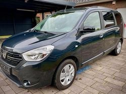 Grau Gebraucht 2020 Dacia Lodgy Comfort Van / Kleinbus | 11.990 € (Guter Preis)