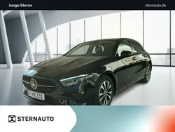 lack kosmosschwarz Gebraucht 2025 Mercedes A180 Progressive Limousine | 31.892 € (Fairer Preis)