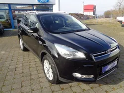 Schwarz Gebraucht 2016 Ford Kuga Titanium SUV | 10.990 € (Fairer Preis)