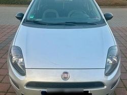 Grau Gebraucht 2012 Fiat Punto Kleinwagen | 3.540 € (Fairer Preis)