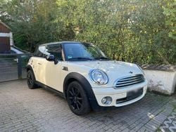 Weiß Gebraucht 2010 Mini Cooper Coupé Coupé | 1.890 € (Superpreis)