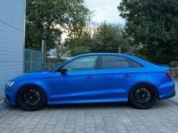 Blau Gebraucht 2018 Audi RS3 Performance Kleinwagen | 47.999 €