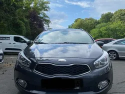 Grau Gebraucht 2013 Kia Ceed Kombi | 6.200 € (Fairer Preis)