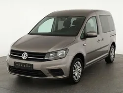 Beige Gebraucht 2017 VW Caddy Trendline Van / Kleinbus | 22.349 € (Etwas zu teuer)