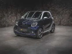 Blau Gebraucht 2024 Smart ForTwo Electric Drive Exclusive Coupé | 16.666 € (Fairer Preis)