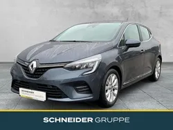 Grau Gebraucht 2021 Renault Clio V Intens Limousine | 14.390 € (Fairer Preis)