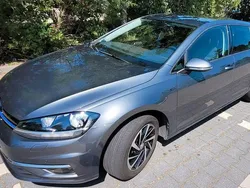 Grau Gebraucht 2018 VW Golf VII Comfortline Limousine | 13.900 € (Superpreis)