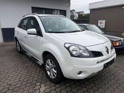 Weiß Gebraucht 2009 Renault Koleos Dynamique SUV | 8.999 € (Teuer)